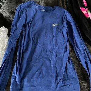 nike long sleeve